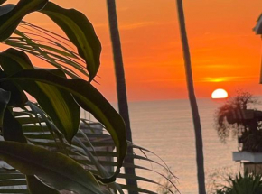 Historic Centro Puesta del Sol Condo with Ocean Views